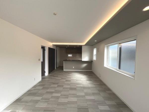 千葉市若葉区若松 リビングダイニング