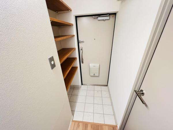 鵜野森団地 玄関