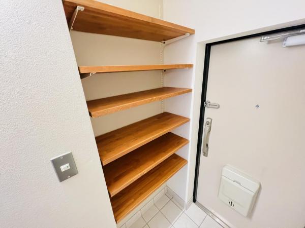 鵜野森団地 玄関