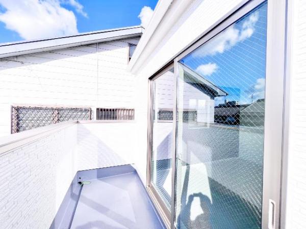堺市堺区神保通 新築戸建 バルコニー