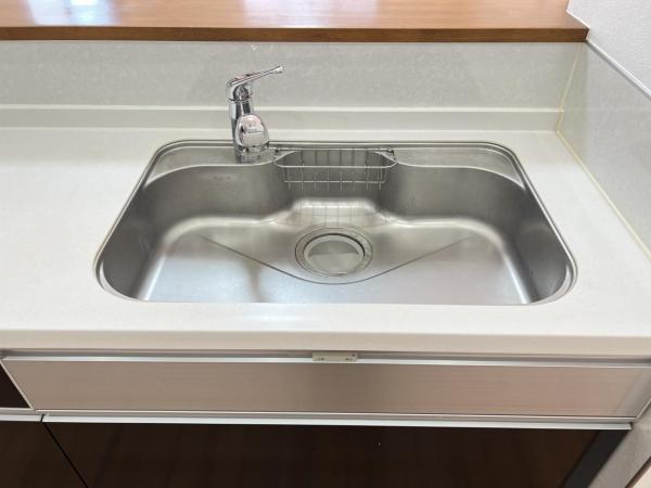 一宮市長島町３丁目 中古戸建 キッチン