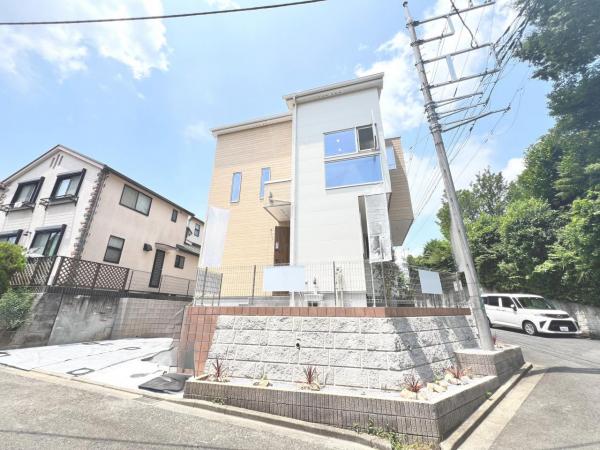 新築戸建 東京都町田市金井８丁目 小田急線鶴川駅 5,980万円