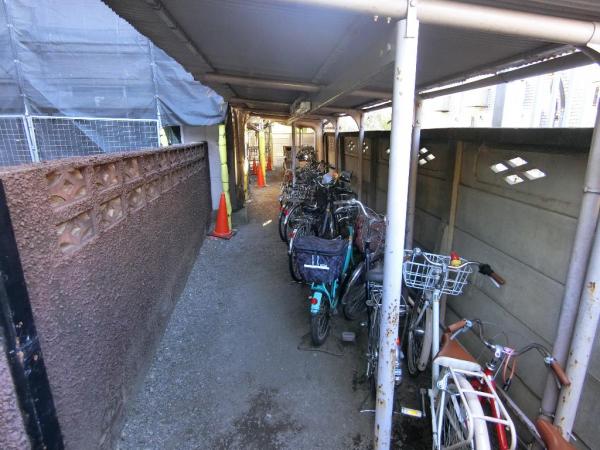 小金井第二コーポラス 駐輪場