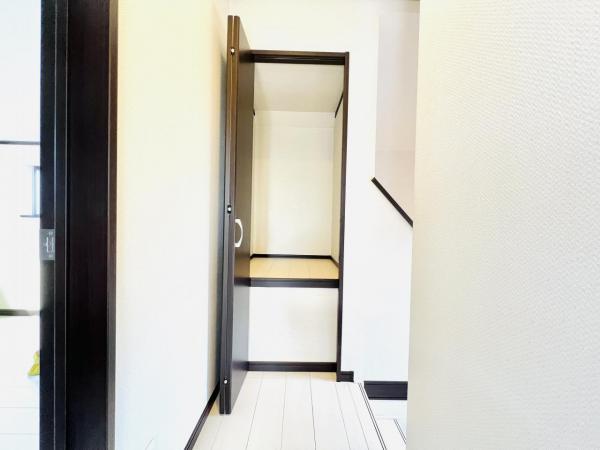 座間市新田宿 中古戸建 収納