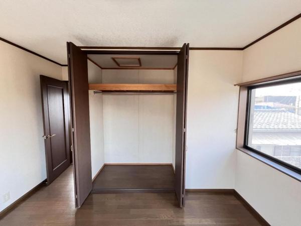 柏市青葉台１丁目 中古戸建 収納