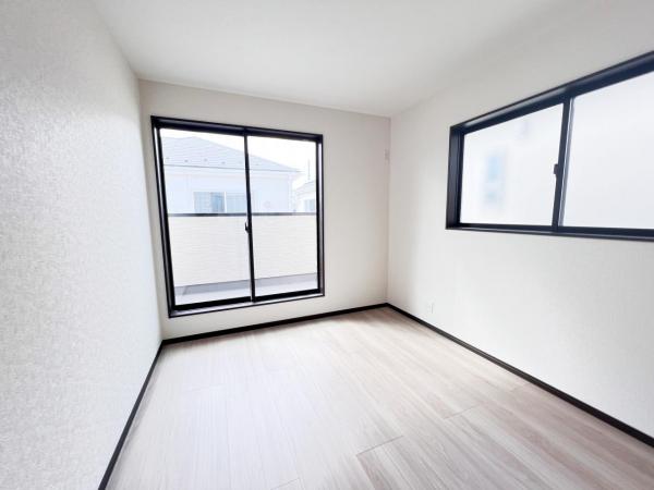 安行小山 子供部屋