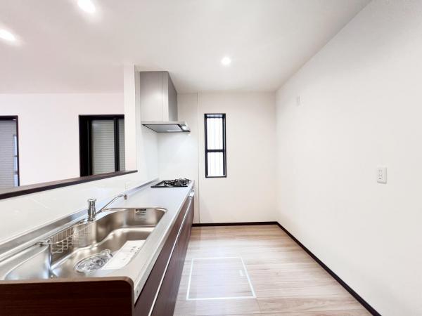 安行小山 キッチン