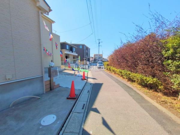 安行小山 
