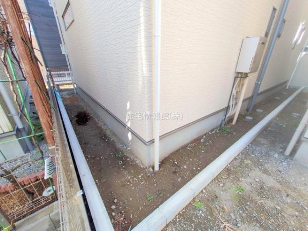 安行小山 