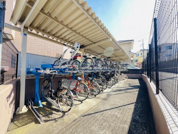 ライオンズヒルズ町田第二 駐輪場