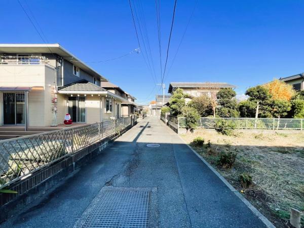 沼津市松長 建築条件無し土地 前面道路含む現地写真