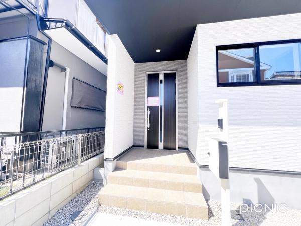 岩倉市曽野町4期 玄関