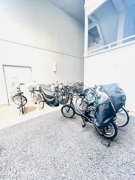 ルミエール船橋 駐輪場