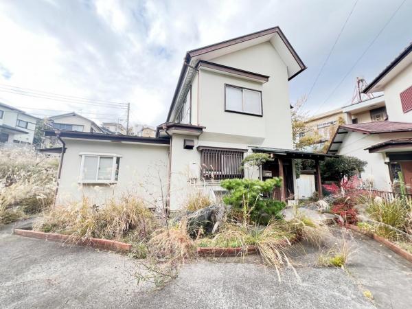 中郡二宮町富士見が丘２丁目 中古戸建 現況写真