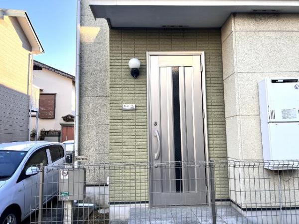 海老名市杉久保北５丁目 中古戸建 玄関