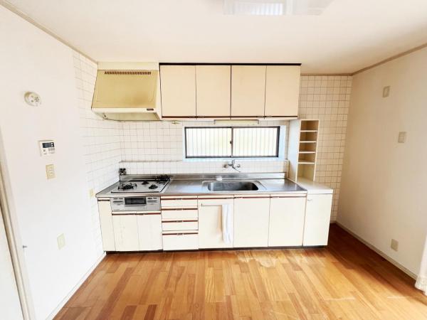 秦野市北矢名 中古一戸建 キッチン