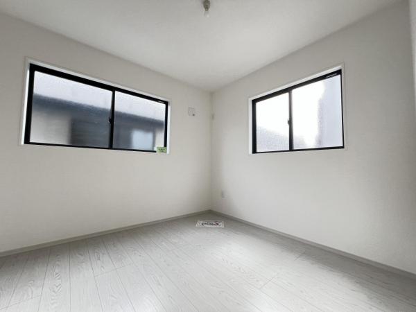 流山市三輪野山6期 洋室