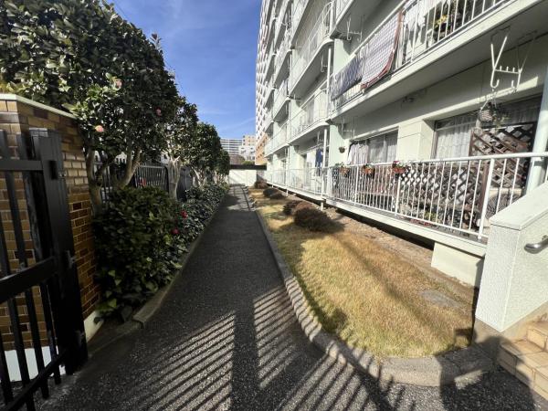 カクタス田無マンション 中庭