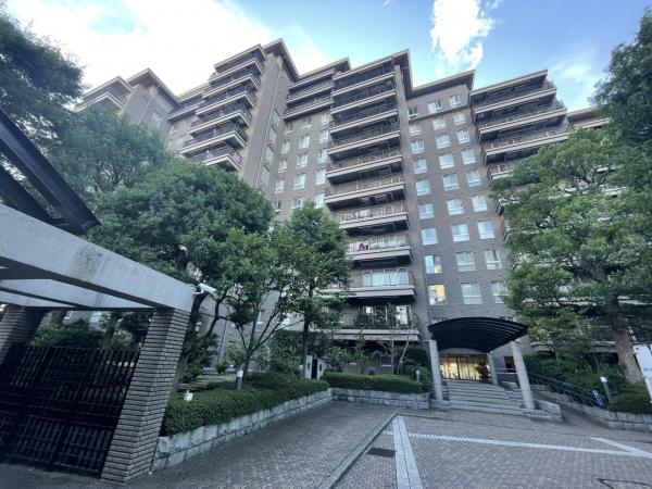 エステ・スクエア成瀬壱番館 外観写真