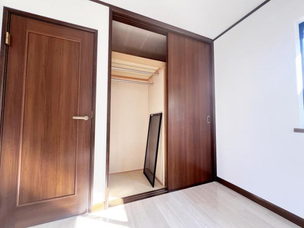 交野市私部４丁目 中古戸建 収納