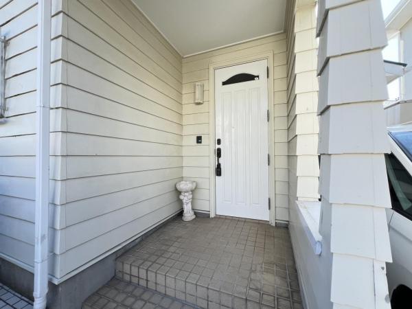 横須賀市湘南鷹取６丁目 中古戸建 玄関