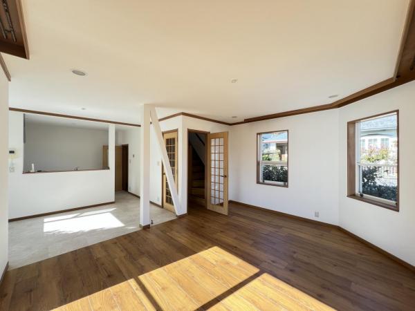 横須賀市湘南鷹取６丁目 中古戸建 ダイニングキッチン