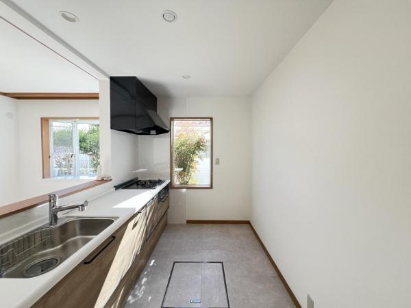 横須賀市湘南鷹取６丁目 中古戸建 キッチン