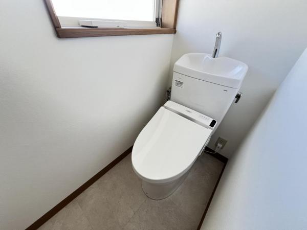 横須賀市湘南鷹取６丁目 中古戸建 トイレ