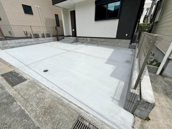 横須賀市長坂2丁目 駐車場