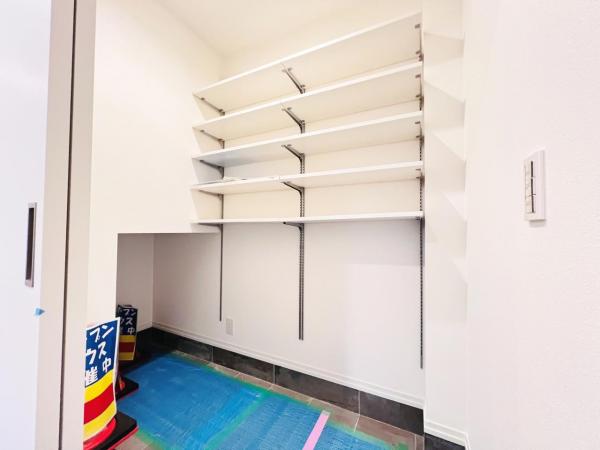 茅ヶ崎市今宿 戸建 玄関