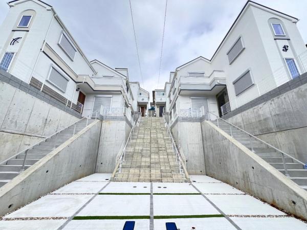 横浜市港南区東永谷3丁目4期 駐車場