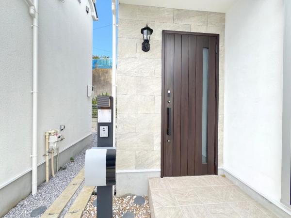 横浜市港南区東永谷3丁目4期 玄関