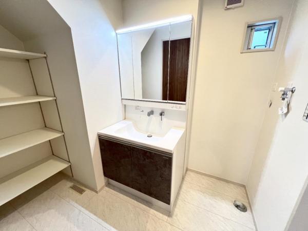 横浜市港南区東永谷3丁目4期 洗面化粧台