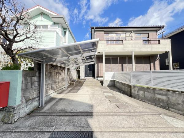 横須賀市ハイランド４丁目 中古戸建 駐車場