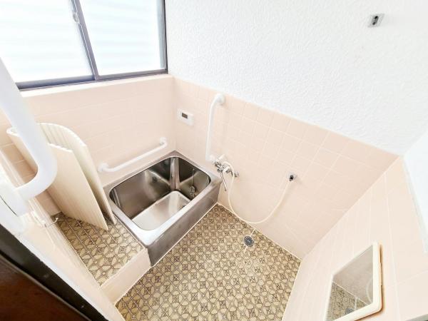 秦野市南矢名 中古一戸建 浴室
