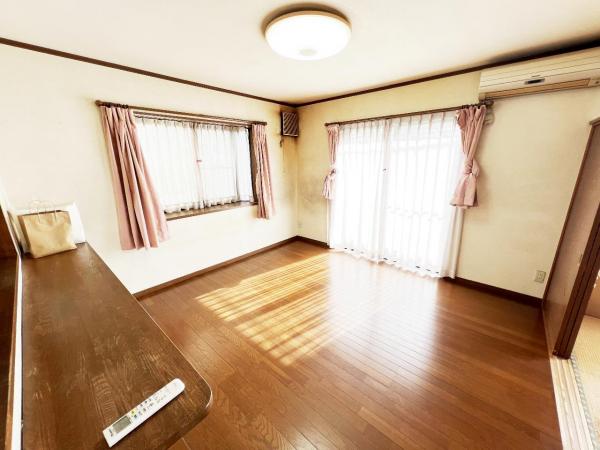 足柄上郡大井町金子 中古戸建 リビング