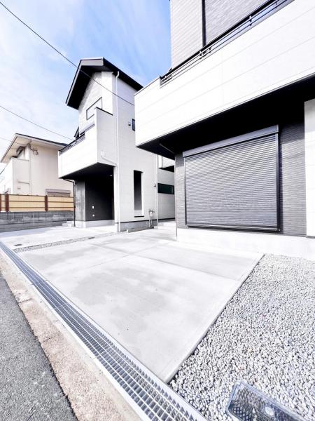 堺市堺区高砂町２丁 新築戸建 駐車場