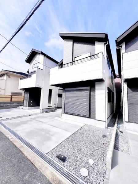 堺市堺区高砂町２丁 新築戸建 駐車場
