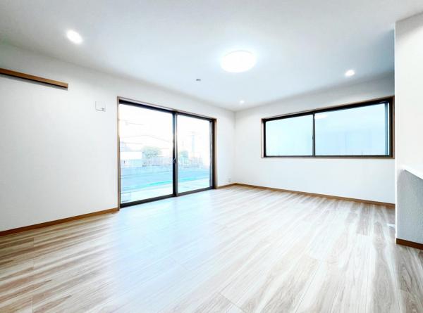 新築戸建 横浜市港北区大曽根台17-18 東急東横線大倉山駅 7,980万円