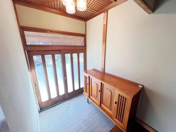 小田原市石橋 中古戸建 玄関