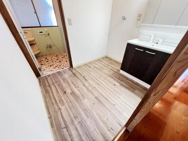 小田原市石橋 中古戸建 脱衣所