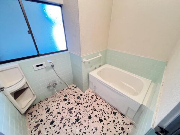 小田原市石橋 中古戸建 浴室