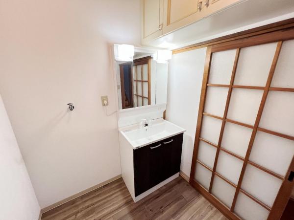 小田原市石橋 中古戸建 洗面化粧台