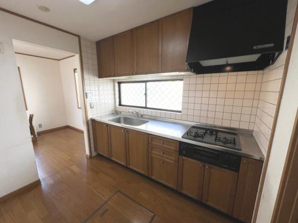 枚方市北山１丁目 中古戸建 キッチン
