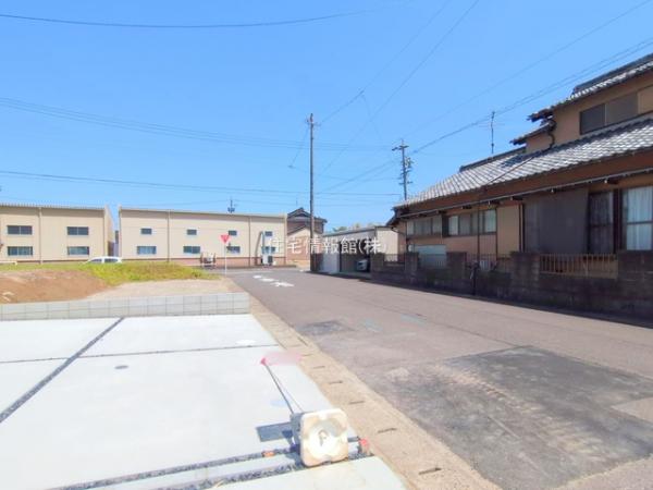 一宮市三ツ井二丁目 