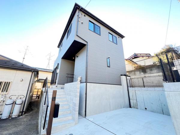 横浜市港北区新羽町 新築戸建 (現況)外観写真