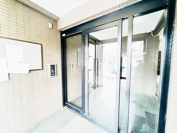 レサージュ相模原壱番館 エントランス（外）