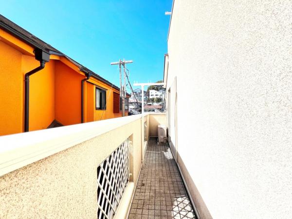 横浜市鶴見区馬場５丁目 中古戸建 バルコニー