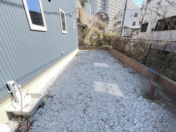 横須賀市追浜町１丁目 中古戸建 庭