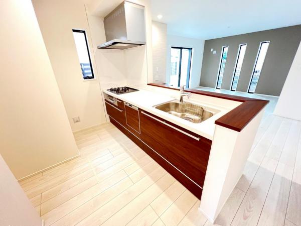 横浜市青葉区榎が丘 新築戸建 キッチン